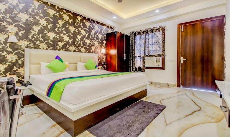 Hotel Golden Door 마투라 외부 사진